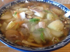 中華食堂一番屋の塩五目ラーメン