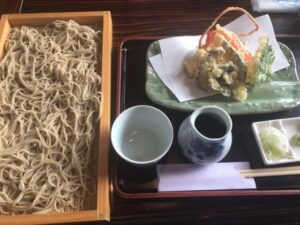 金沢屋の天ぷら板そば