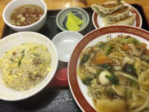 味好のよくばり半チャンセット-五目焼きそば