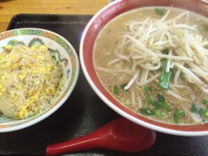 味好の半チャンセット-味噌もやし