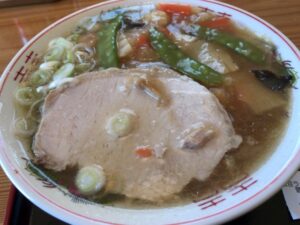 火山食堂の五目ラーメン