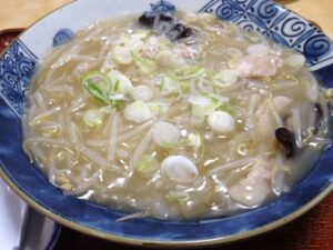 クロバの塩もやしラーメン