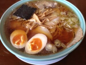 砂潟の味玉チャーシューメン