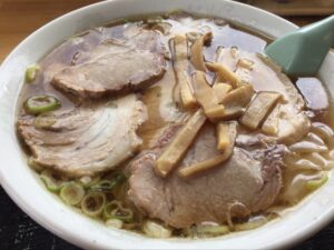 新月のチャーシューワンタン麺-大盛り