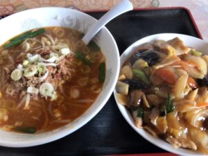 昇龍閣の台湾味噌ラーメン＋中華飯セット