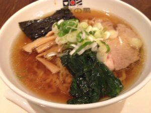 晴天の風のしょうゆらーめん