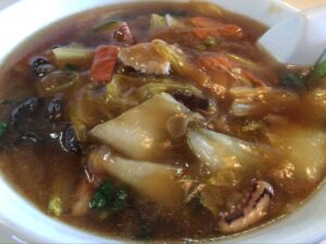 チャイナハウスの五目ラーメン