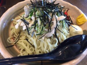 つるおか家の冷やし中華