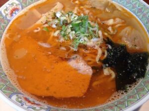 パストラールの辛味噌ラーメン