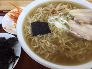 飛来のラーメン1.5玉岩のりネギ