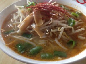 松山軒の味噌もやしラーメン