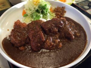みどり食堂のカツカレー