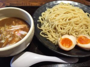 癒庵のしょうゆつけ麺中盛り