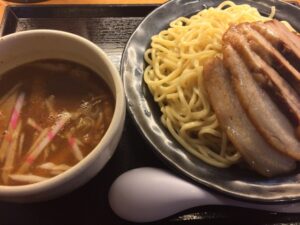 癒庵のしょうゆチャーシューつけ麺