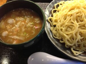 癒庵のみそつけ麺