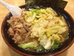 よこはま軒のキャベチャラーメン
