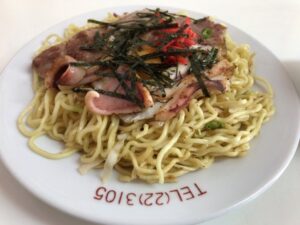 米沢屋の大盛いか肉玉子