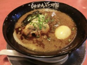 らあめん花月の嵐げんこつらあめんBLACK