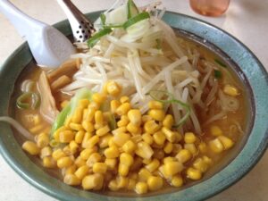 らーめん哲のおやじ味噌ラーメン＋コーン＋もやし
