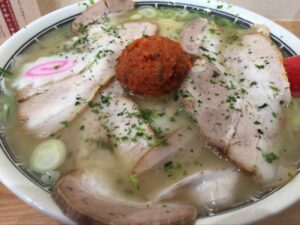 龍上海の辛味噌チャーシュー大盛り