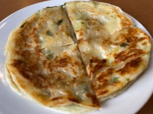 味軒のネギ油餅