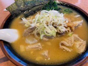 よこはま軒 三川店の横浜モツ味噌とんこつラーメン